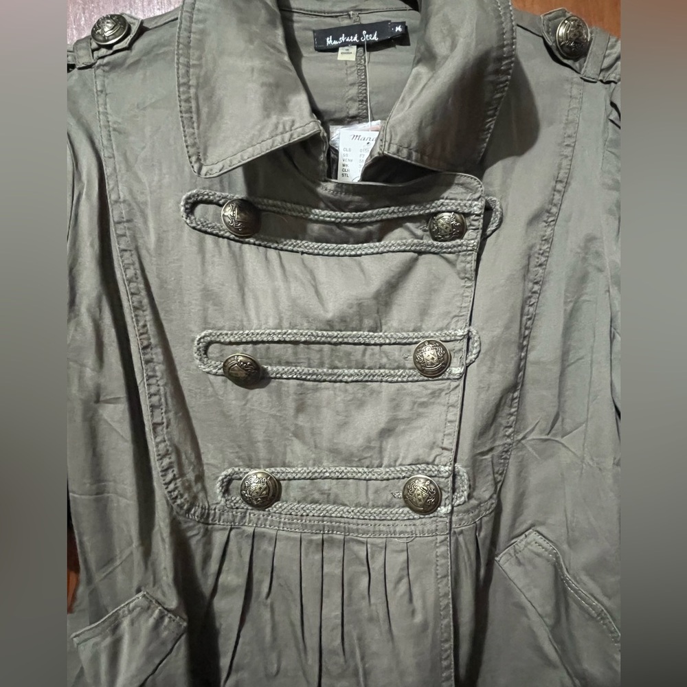 Double-Breasted Cropped Jacket - Picture 3 of 12